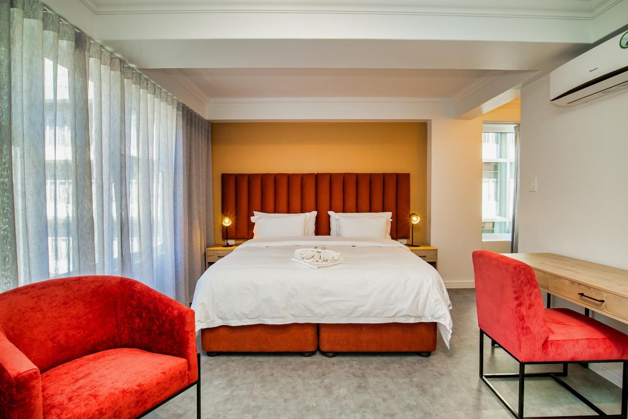 9 On Barrack Hotel Fokváros Kültér fotó