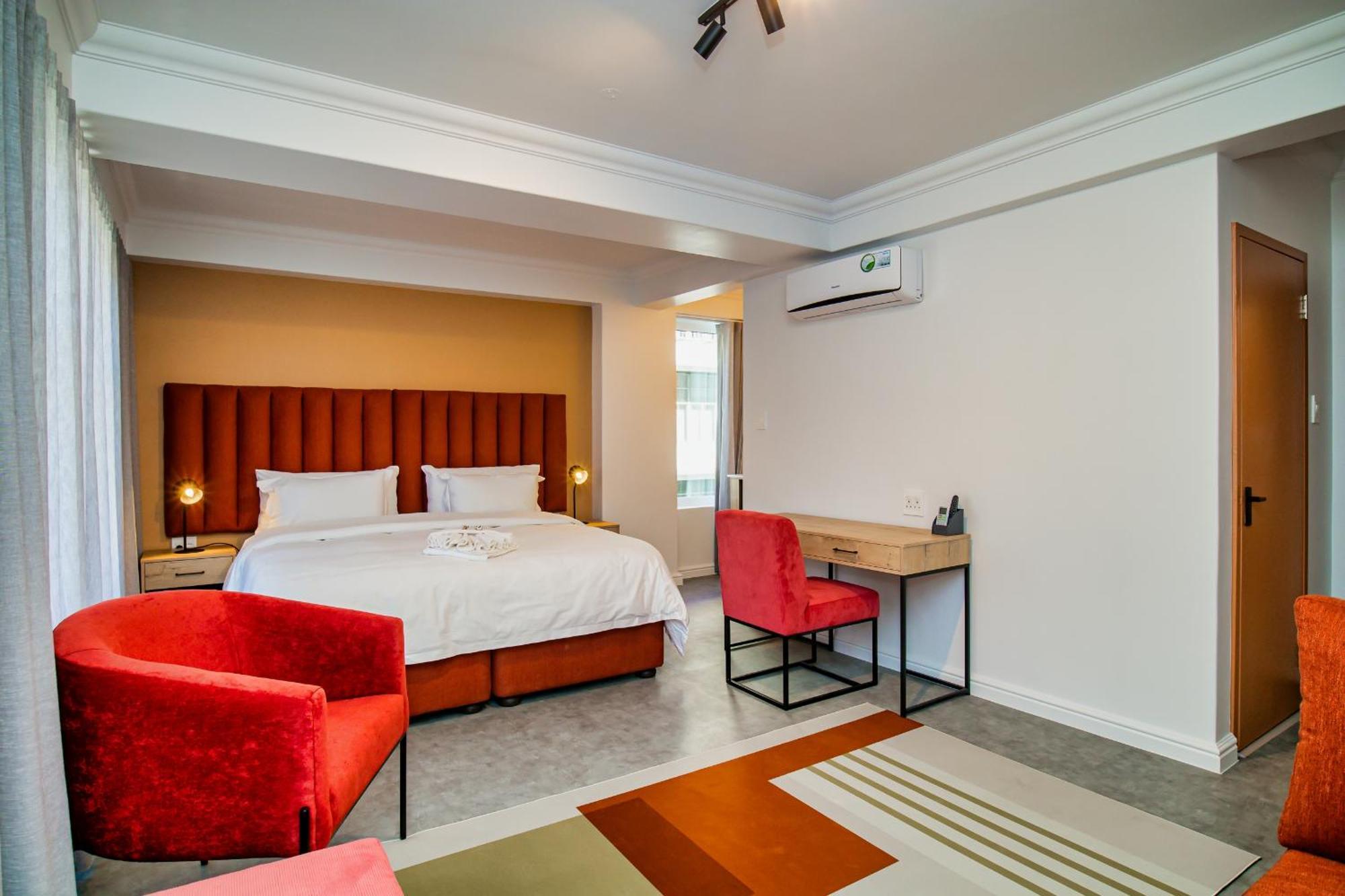9 On Barrack Hotel Fokváros Kültér fotó