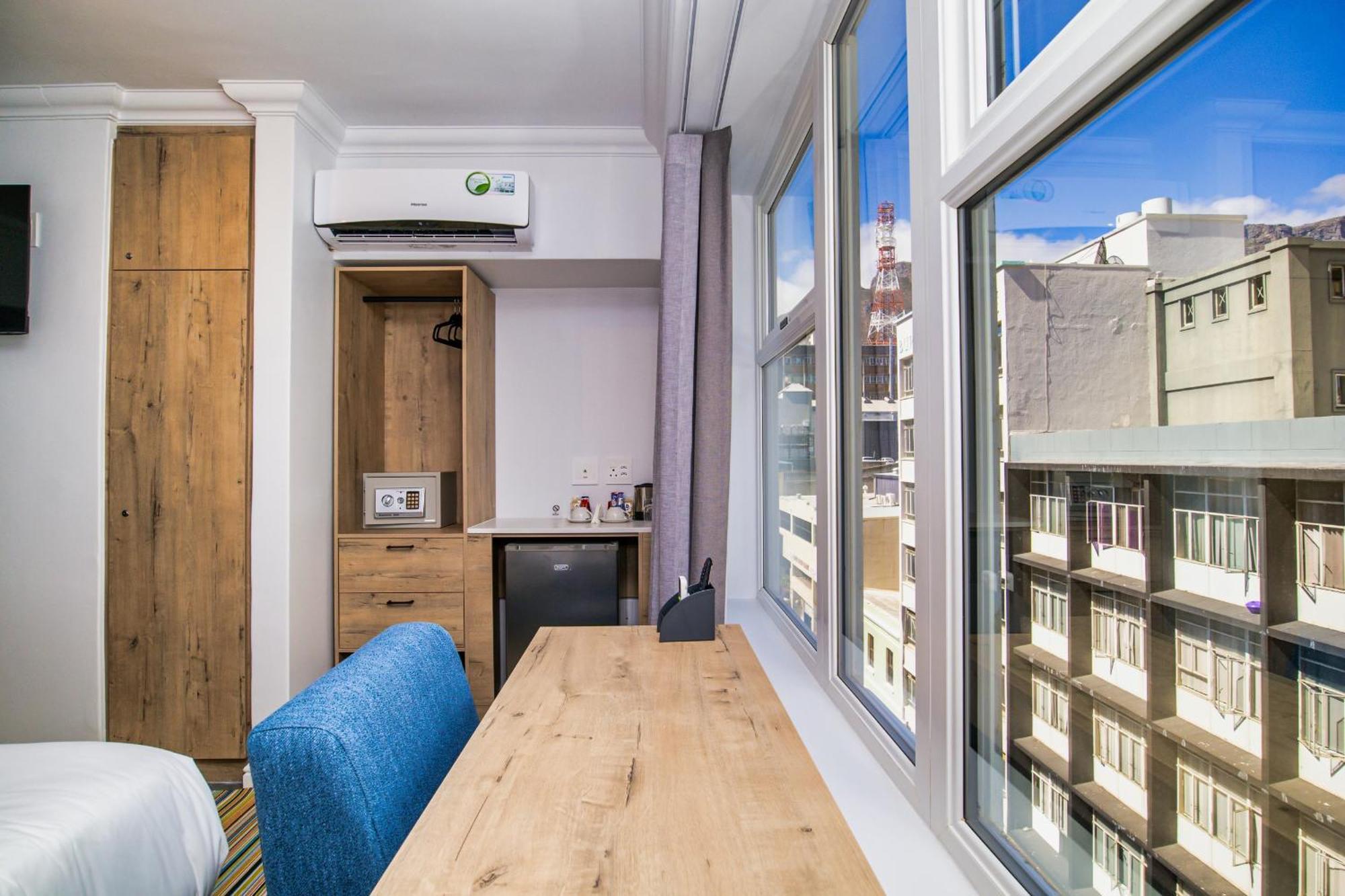 9 On Barrack Hotel Fokváros Kültér fotó