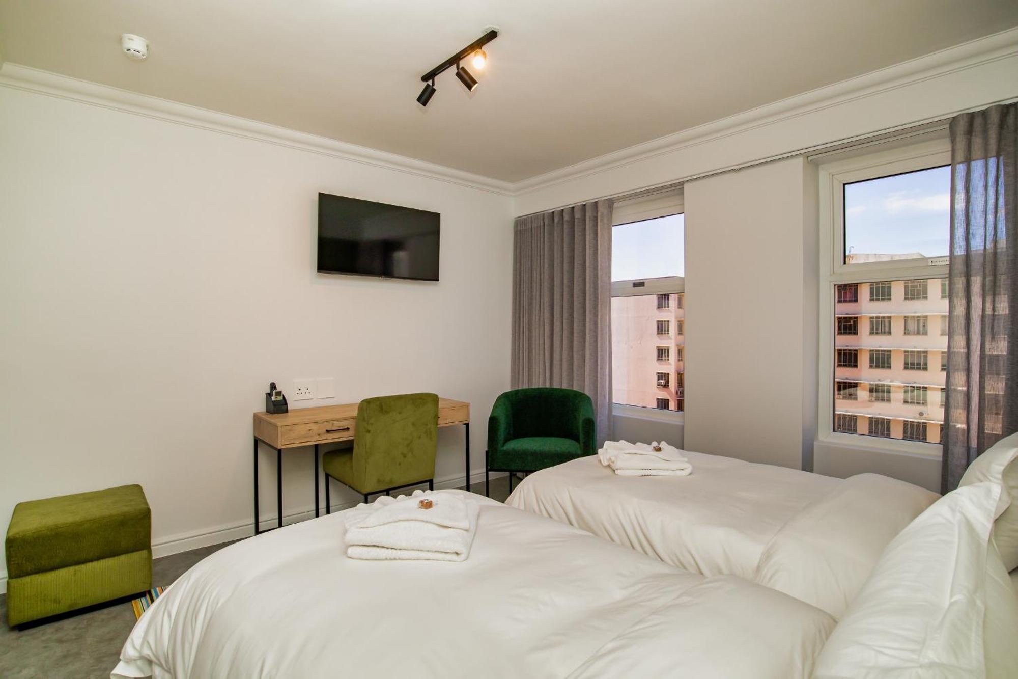 9 On Barrack Hotel Fokváros Kültér fotó